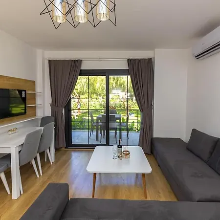 1 Bedroom With Common Garden In The Heart Of Bodrum - La Morada 2 Apartment