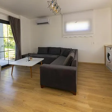 1 Bedroom With Common Garden In The Heart Of Bodrum - La Morada 2